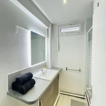 Appartement Golden Hour, Superbe T2 Cosy Proche Chu Et Tram *